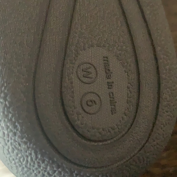 Dr Scholls size 6 women’s slippers - Picture 4 of 6